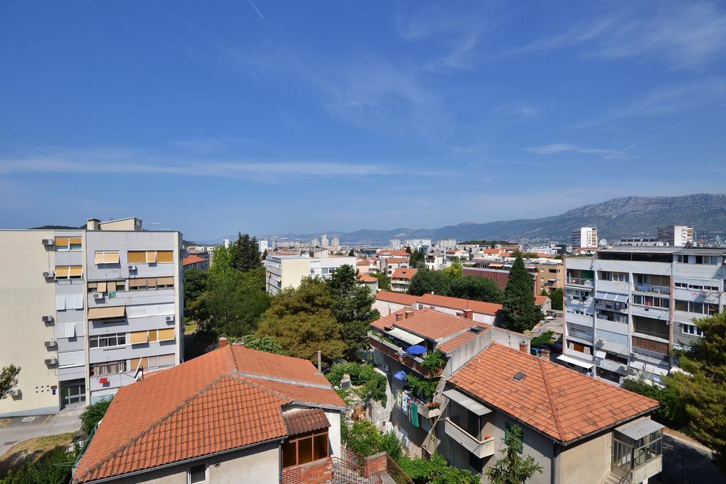 Sunshine Apartment *